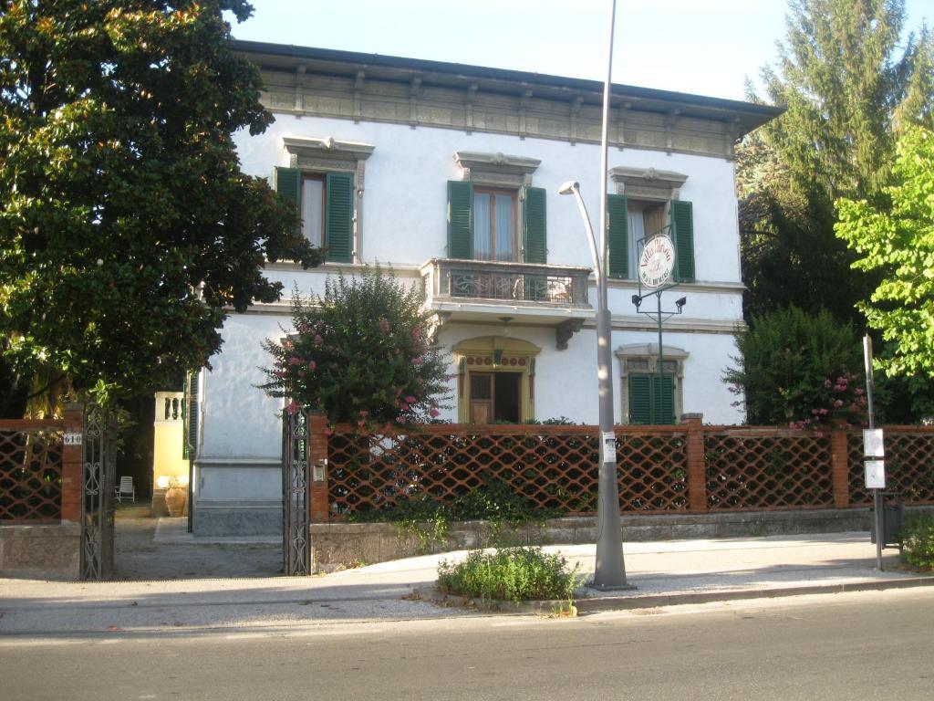 Villa Patrizia B&B Lucca Exterior photo